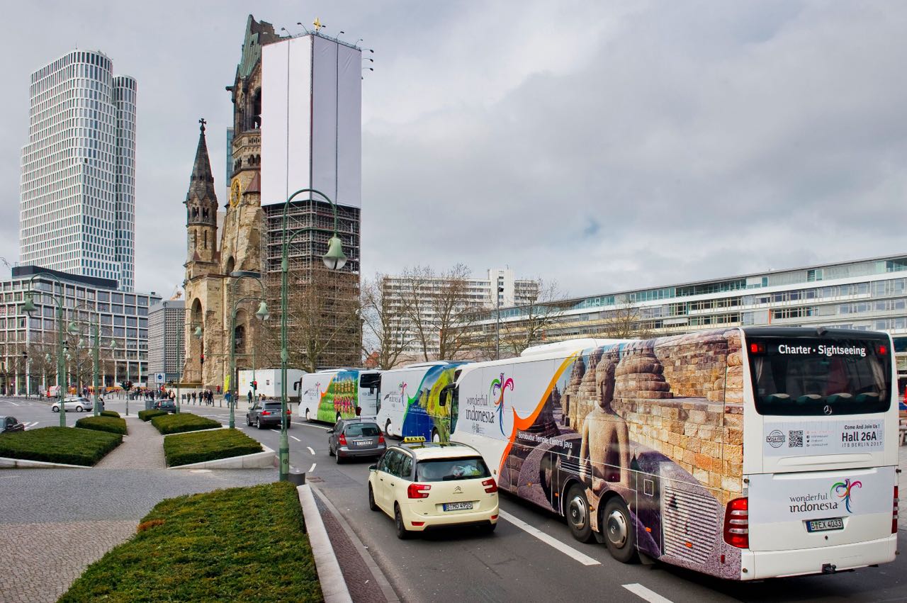 Bus Wonderful Indonesia Telusuri Jalanan Berlin